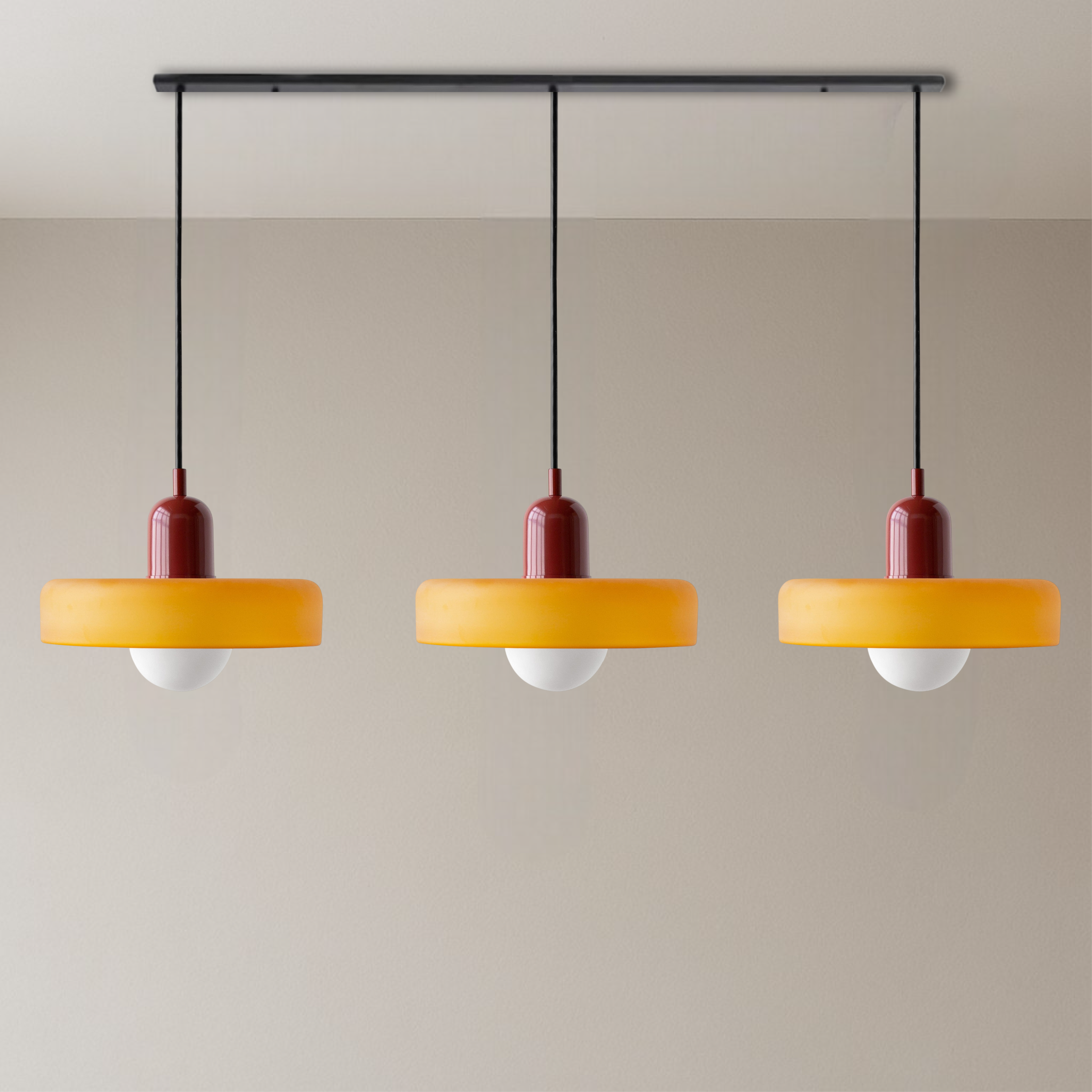 3-głowicowa lampa wisząca Bauhaus z kolorowego szkła