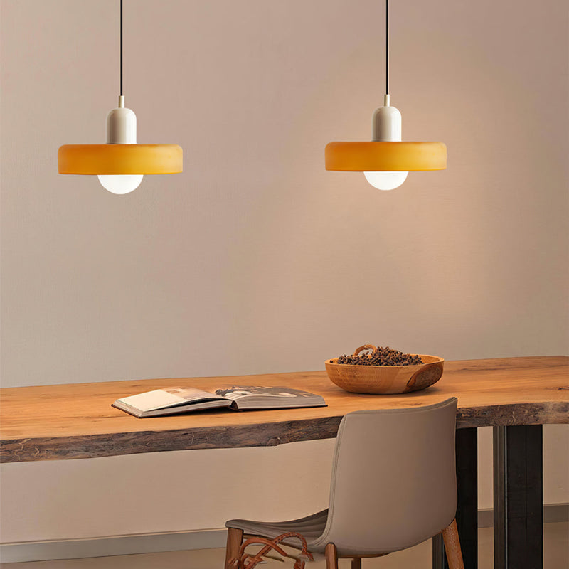 Lampa wisząca z kolorowego szkła Bauhaus