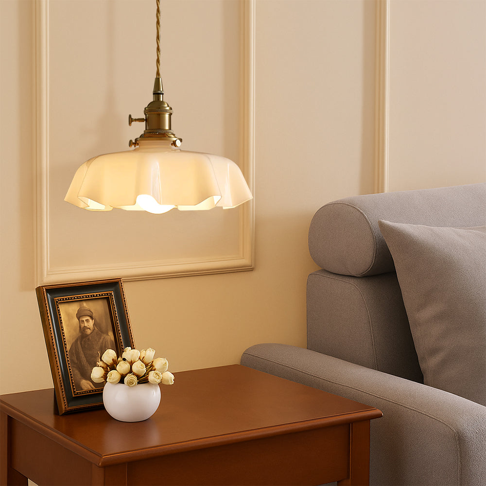 Lampa wisząca w stylu francuskim