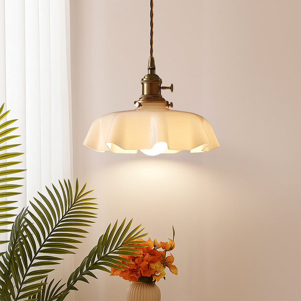 Lampa wisząca w stylu francuskim