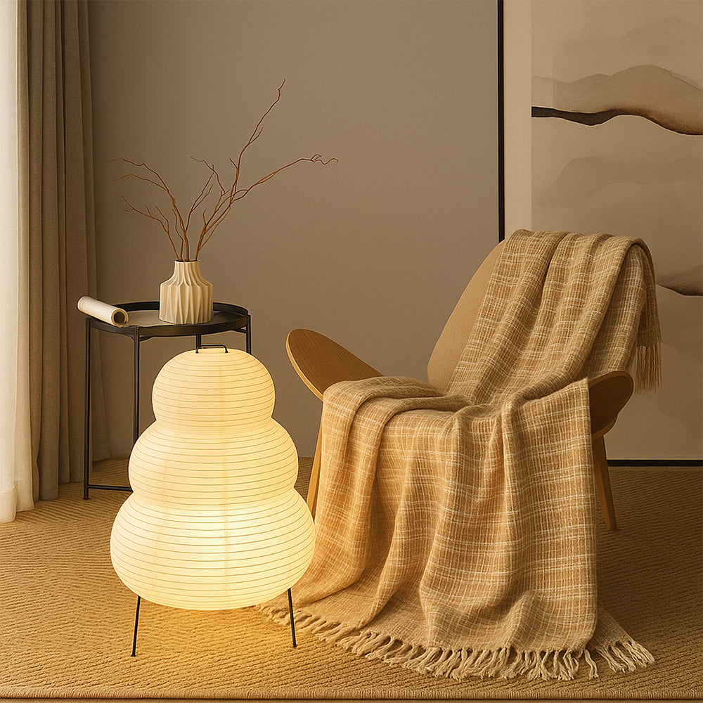 Lampa stołowa z papieru ryżowego