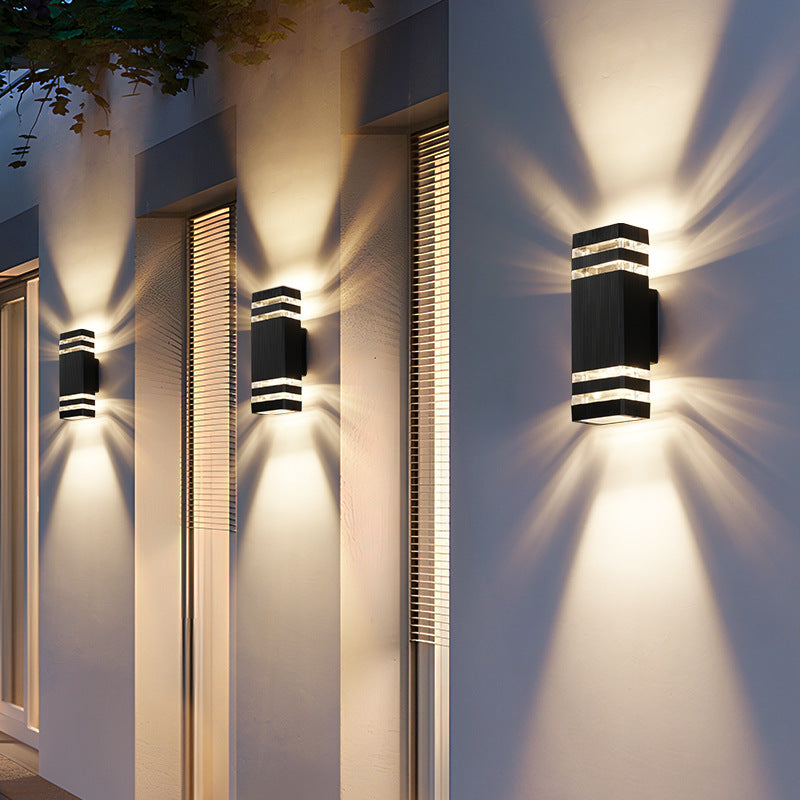 2-drożna zewnętrzna lampa ścienna