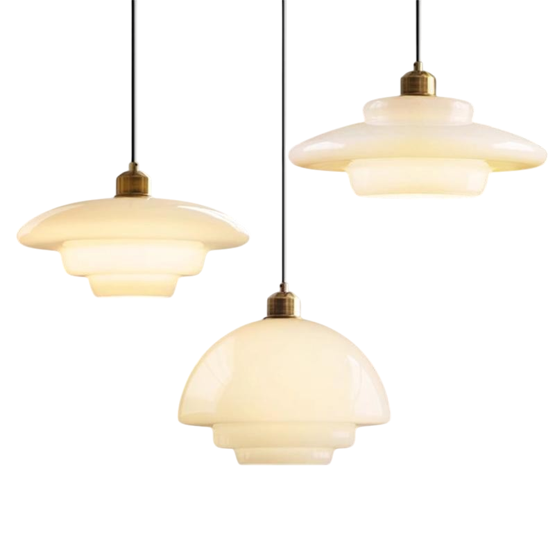 Lampa wisząca z mlecznobiałego szkła