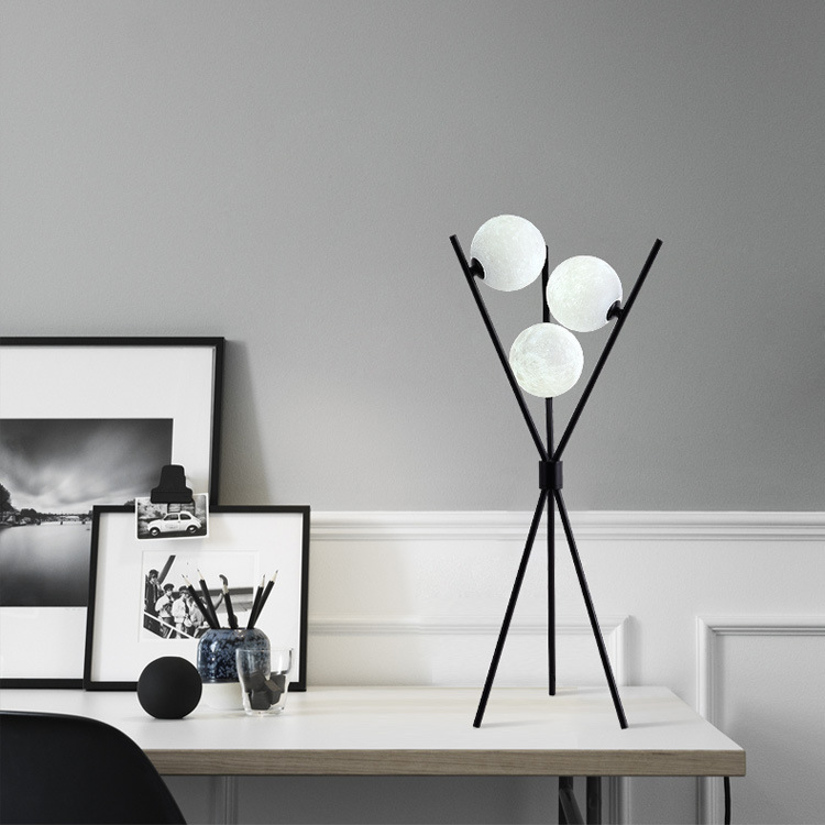 Lampa podłogowa/stołowa Moon