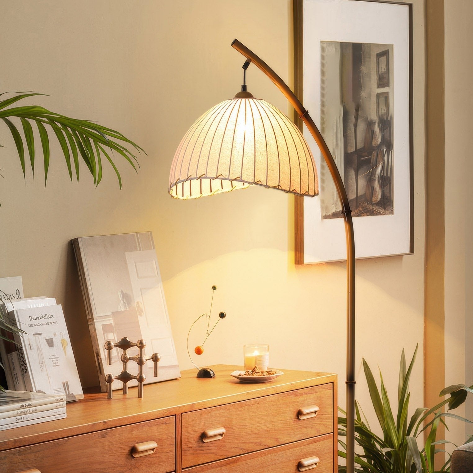 Kulturowa bambusowa lampa podłogowa