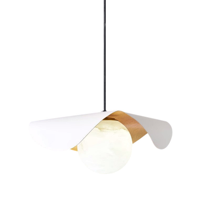 Hiszpańska lampa wisząca z marmurową kulą