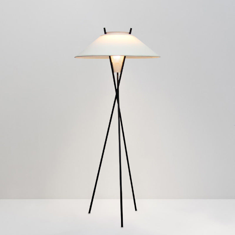 Lampa podłogowa z tkaniny Jubilee