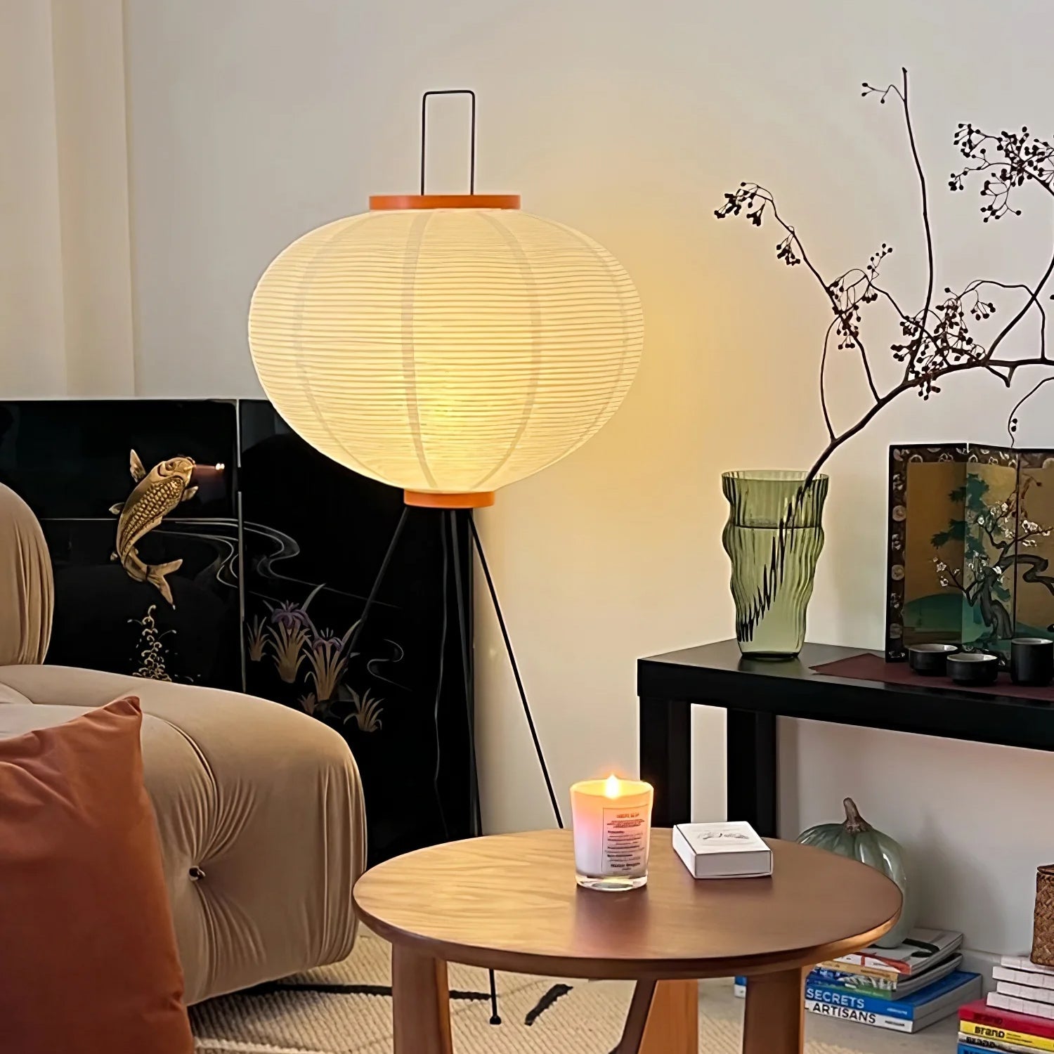 Lampa podłogowa z papieru ryżowego