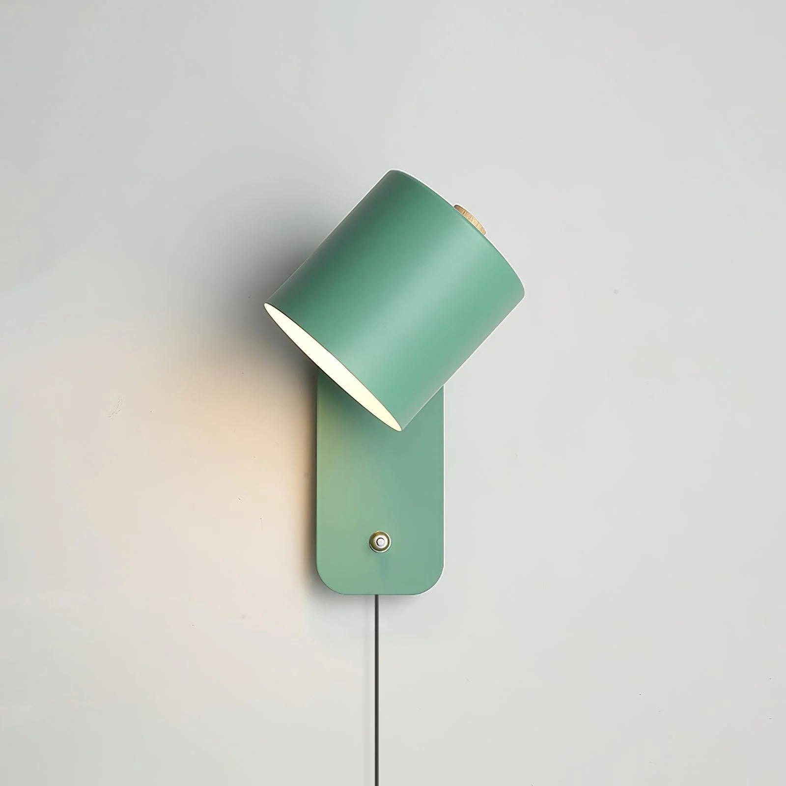 Wtykowa lampa ścienna Cylinder