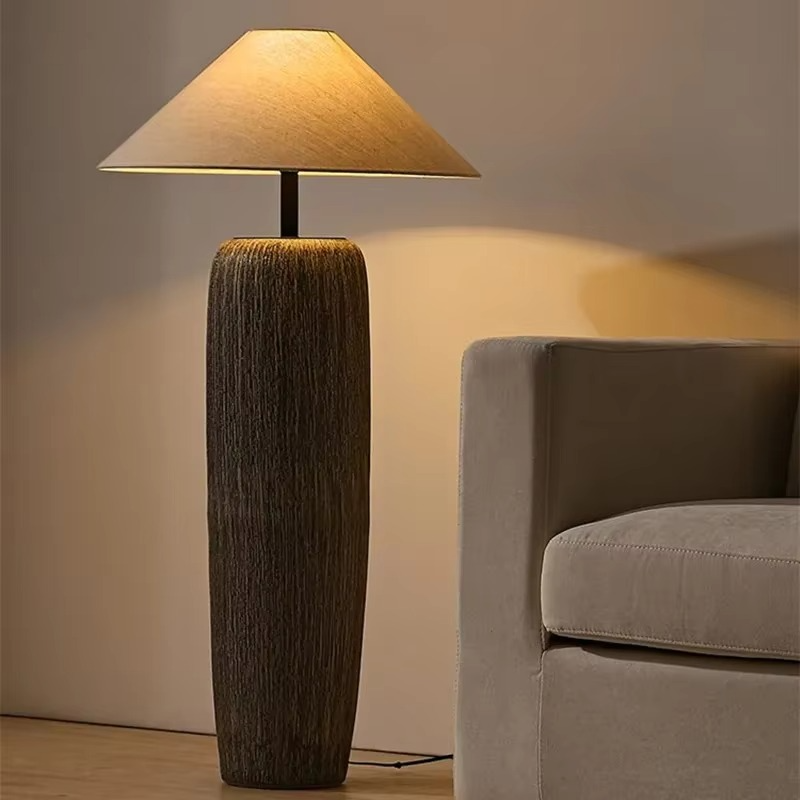 Ceramiczna lampa podłogowa