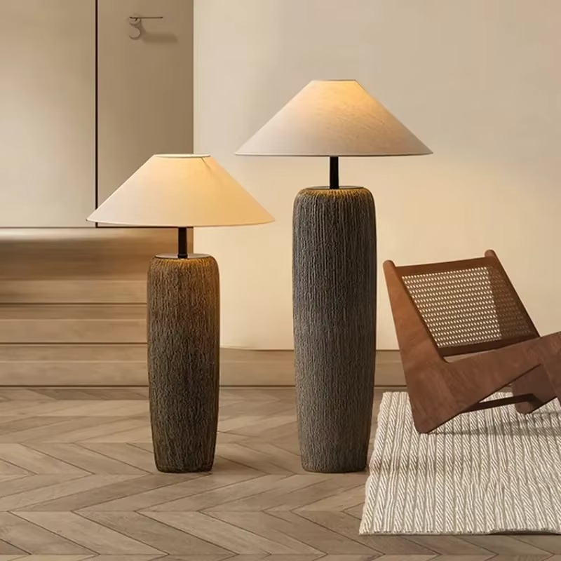 Ceramiczna lampa podłogowa