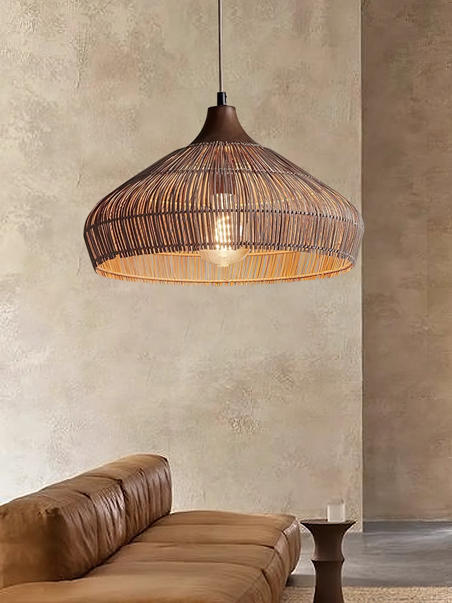 Wiklinowa lampa wisząca z rattanu
