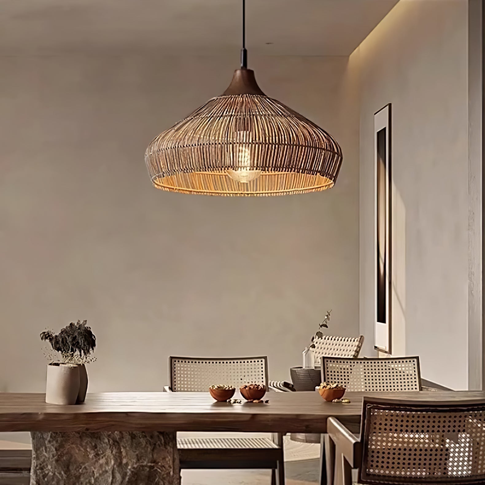 Wiklinowa lampa wisząca z rattanu