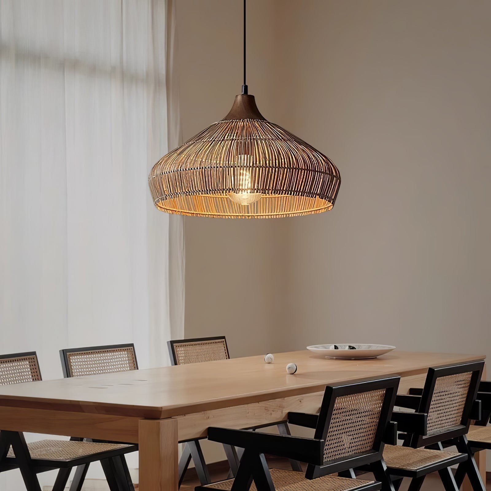 Wiklinowa lampa wisząca z rattanu