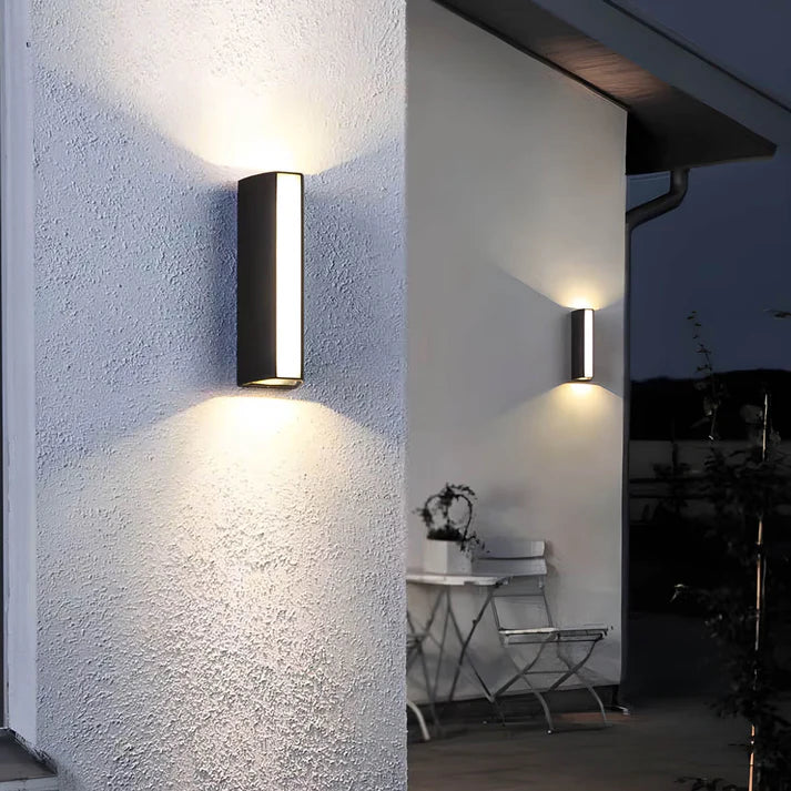 Zewnętrzna 2-drożna lampa ścienna