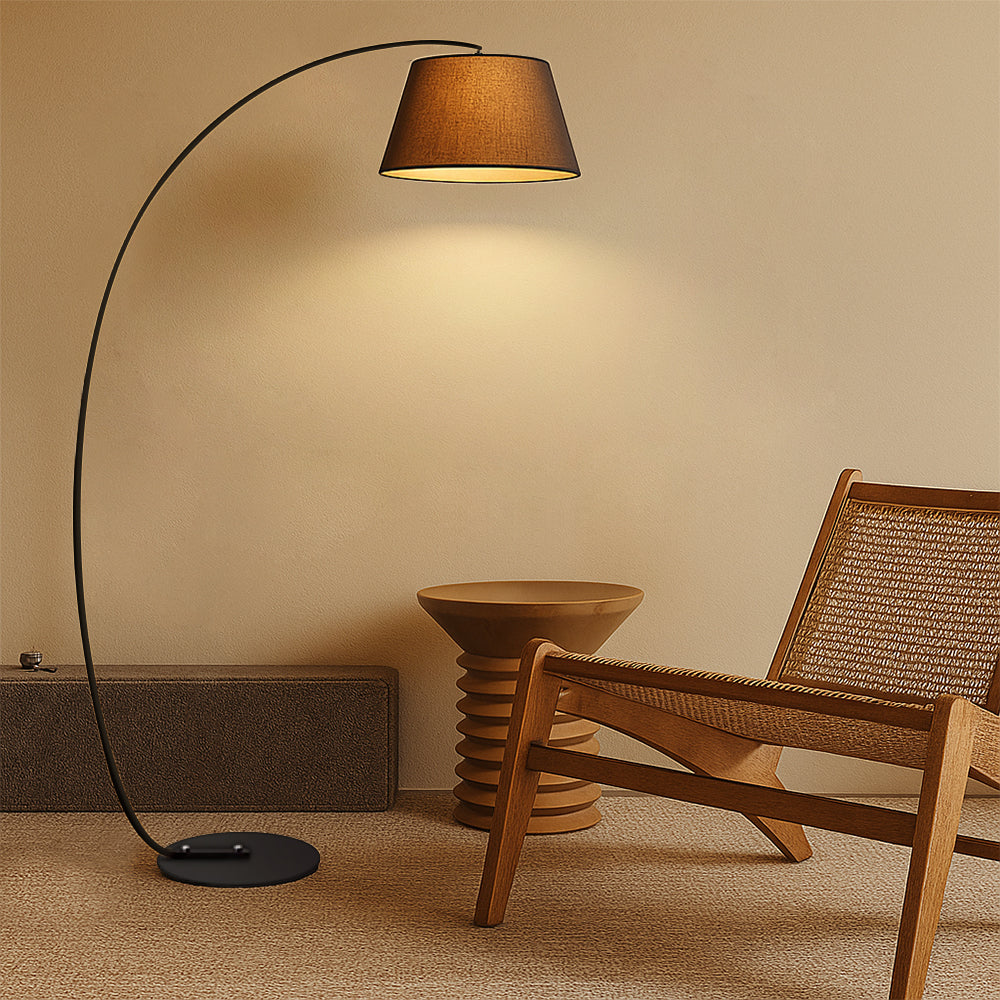 Nowoczesna lampa podłogowa