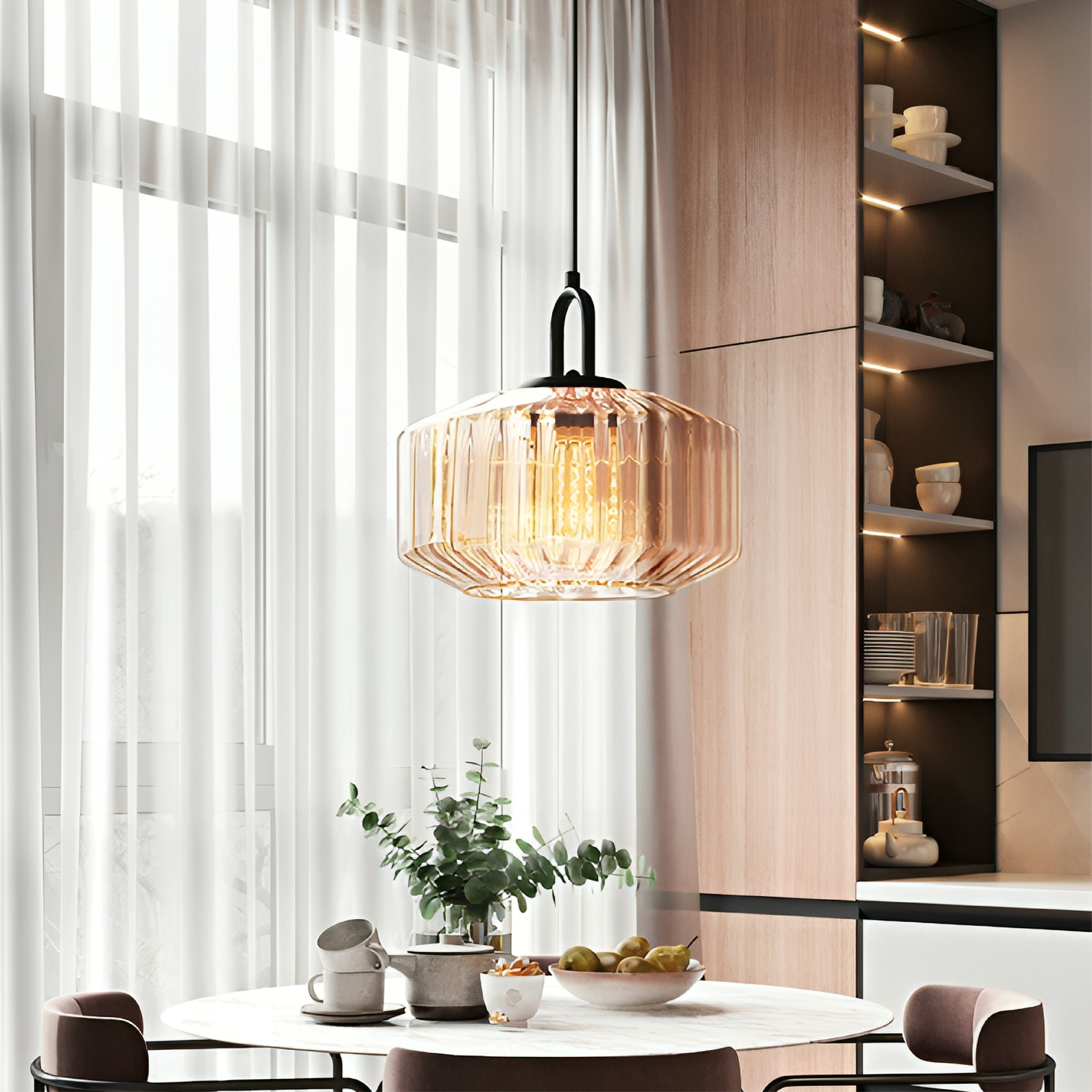 Lampa wisząca z kolorowego szkła